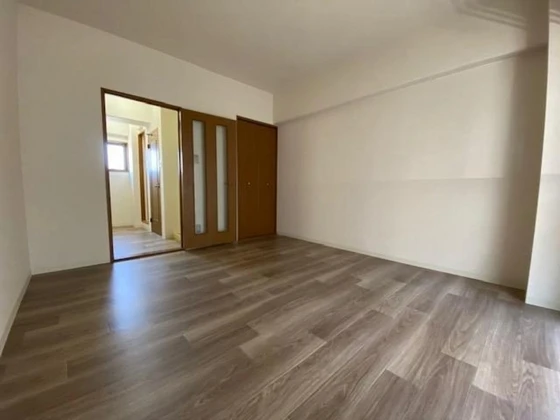 メゾンなかやま