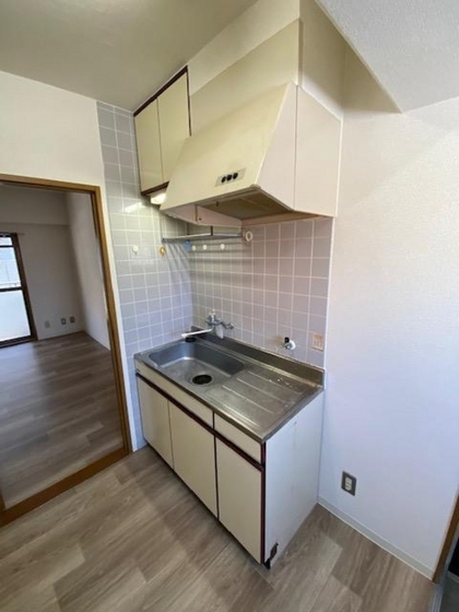 メゾンなかやま