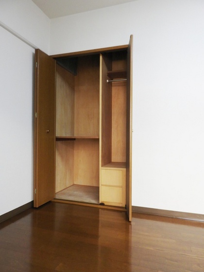 メゾンなかやま