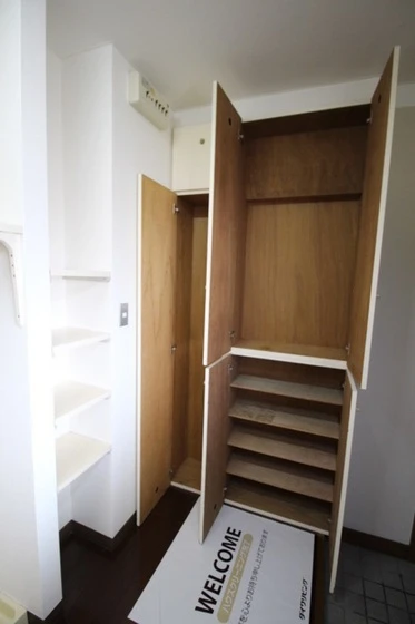 メゾンなかやま