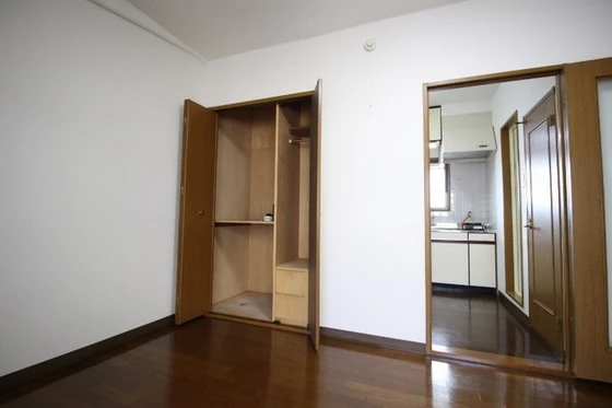 メゾンなかやま