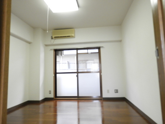 メゾンなかやま