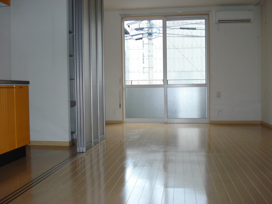 シャーメゾン西古松