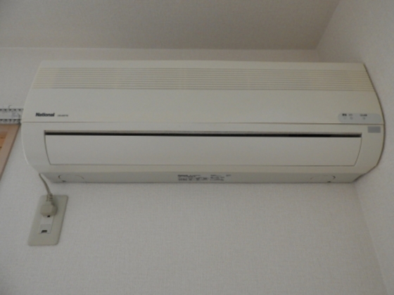 フローレスかおり D棟