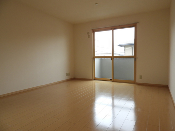 フローレスかおり D棟