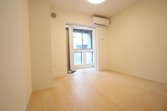 ウェスト ヴィラージュ