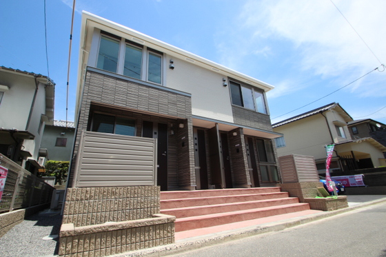 ウェスト ヴィラージュ