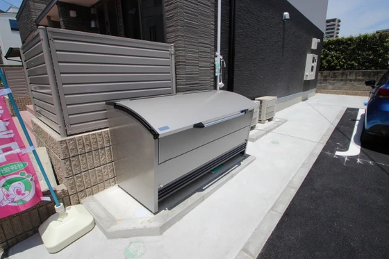 ウェスト ヴィラージュ