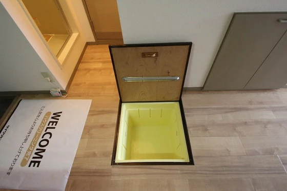 フローラル・コート