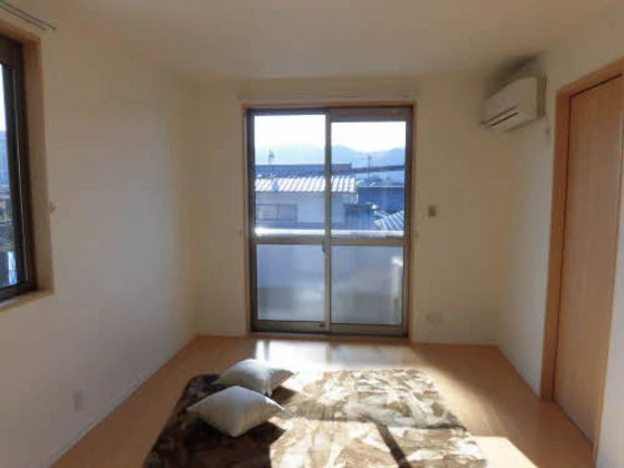 シャーメゾン晟