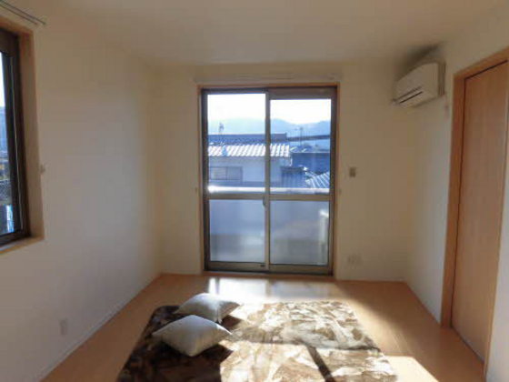 シャーメゾン晟