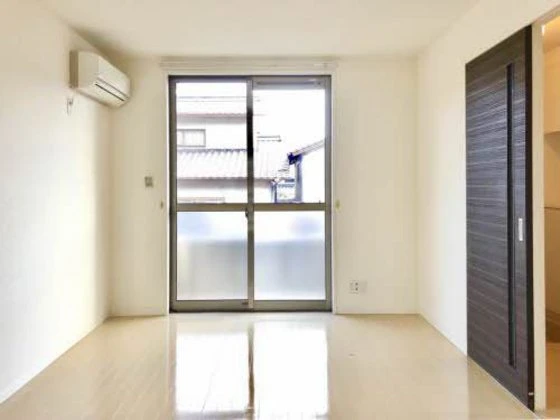 シャーメゾン晟