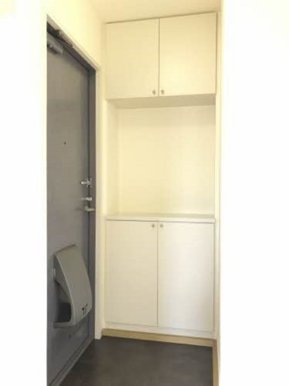 レーベン板野 A棟