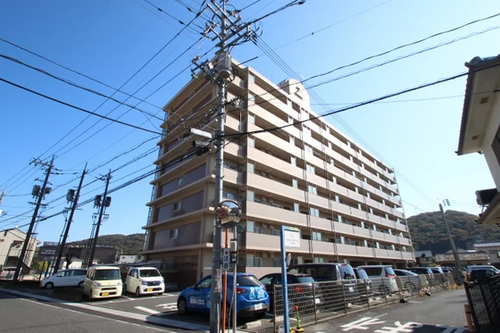 グラン・ドムール津高