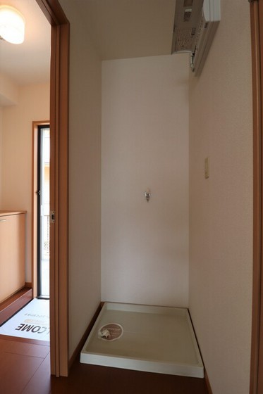 ドミトリー赤井