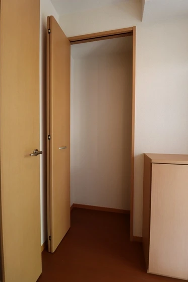 ドミトリー赤井