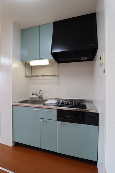 ドミトリー赤井