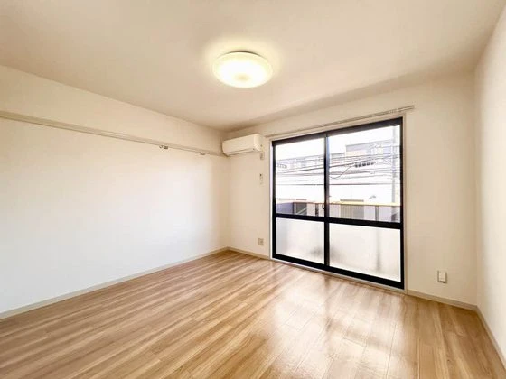 ラ・コート津倉