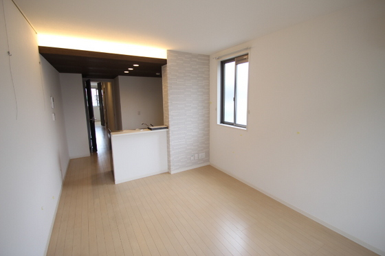 グランドヒルズ西崎