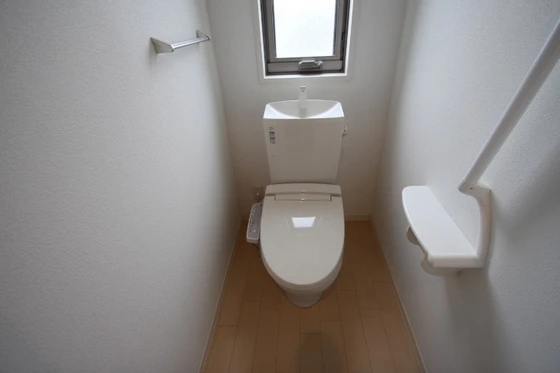 グランドヒルズ西崎