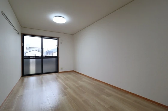 シャトレ･アン津高Ⅱ