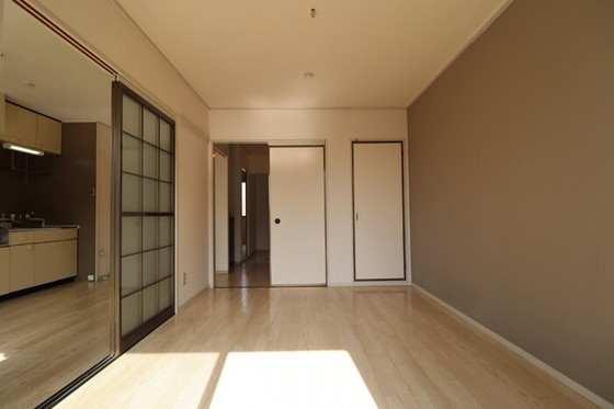 コーポシャトル