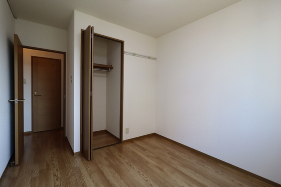 ハイカムールウエストリバー A棟