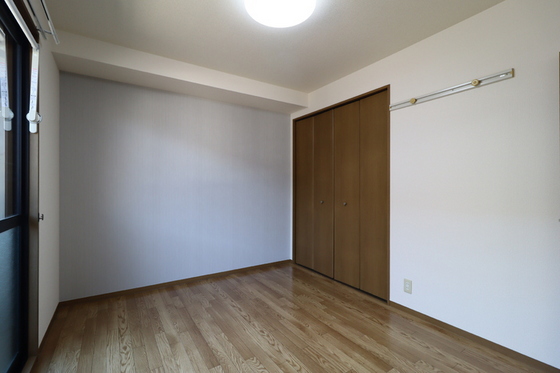 ハイカムールウエストリバー A棟