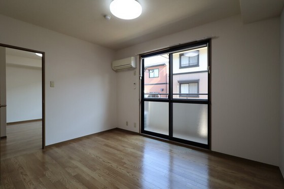 ハイカムールウエストリバー A棟