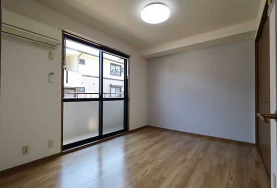 ハイカムールウエストリバー A棟