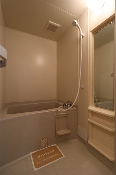 ハイカムールウエストリバー A棟