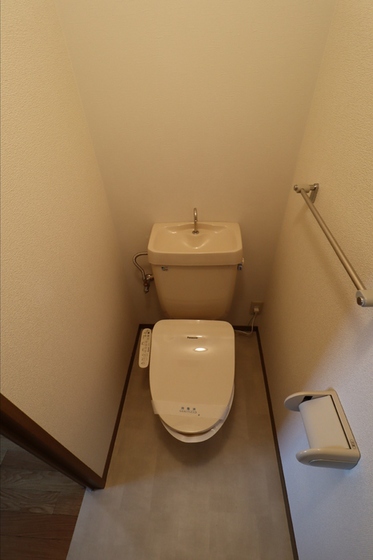 ハイカムールウエストリバー A棟