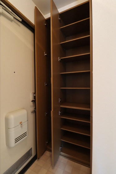 ハイカムールウエストリバー A棟