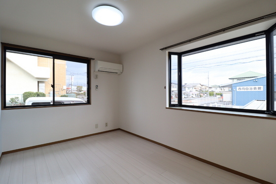 ハイカムールウエストリバー A棟