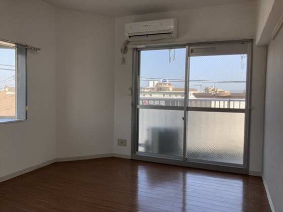 セントフォレスト下中野B