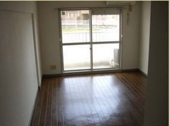 セントフォレスト下中野B