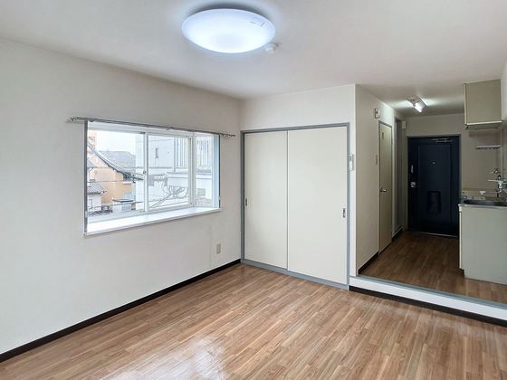 クイーンコーポ