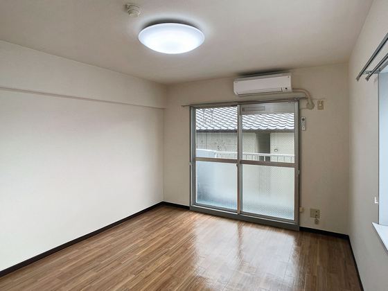 クイーンコーポ