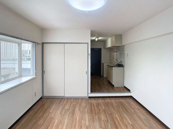 クイーンコーポ