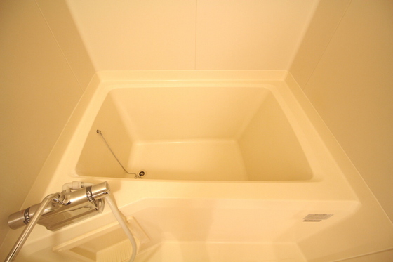 コロニアルリビング西島田ウエストタワー