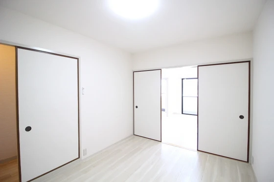 コロニアルリビング西島田ウエストタワー