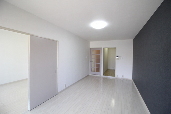 コロニアルリビング西島田ウエストタワー