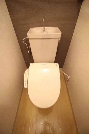 コロニアルリビング西島田ウエストタワー