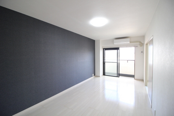 コロニアルリビング西島田ウエストタワー