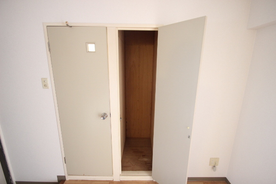 クイーンヤード長束