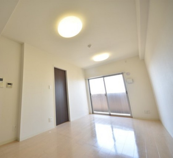 アルファライフ岡大医学部前