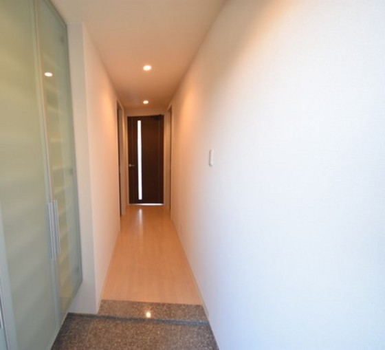 アルファライフ岡大医学部前