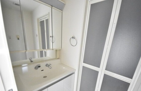 アルファライフ岡大医学部前