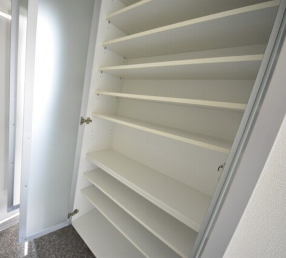 アルファライフ岡大医学部前