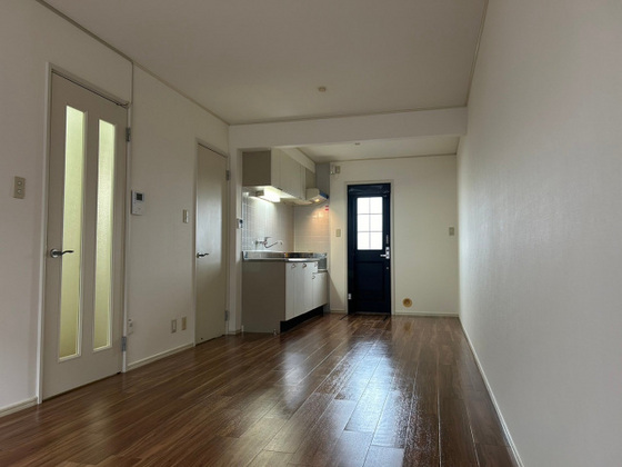 グランドハイツ柳ヶ丘 B